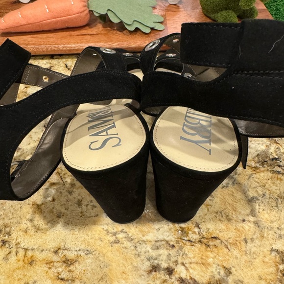 NWOB Sam & Libby block heels. Never been worn. Please see all pictures. - Picture 8 of 10